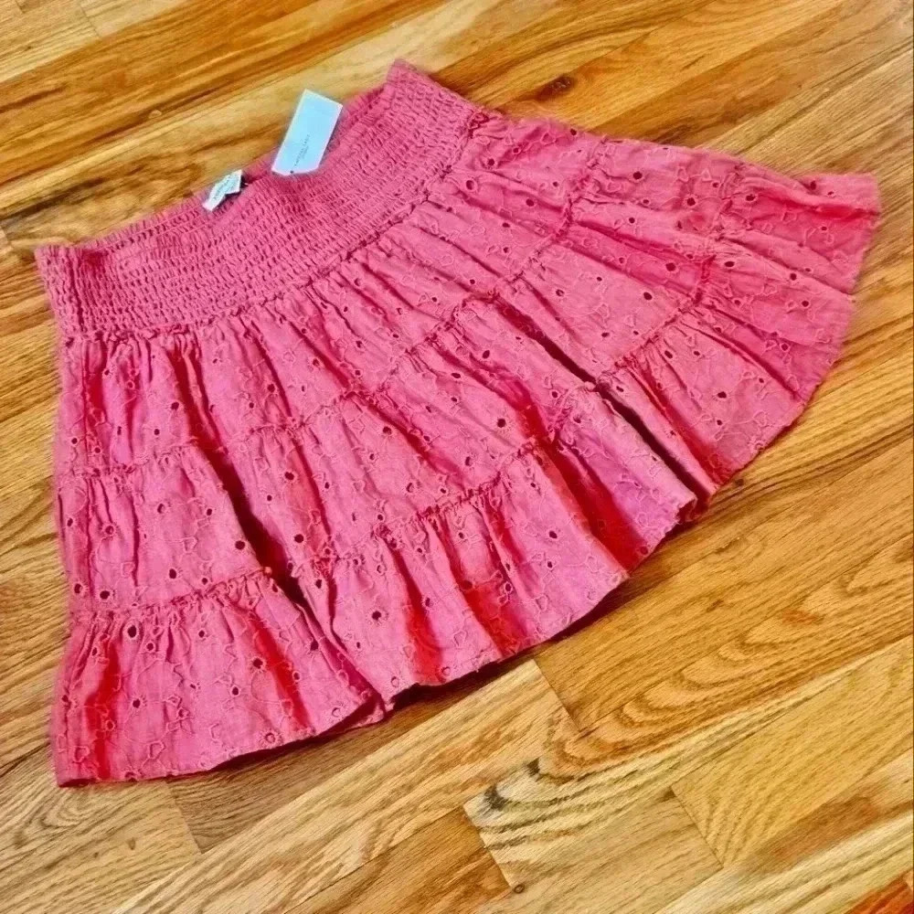 American Eagle Solid Eyelet Tiered Mini Skirt Siz… - image 2